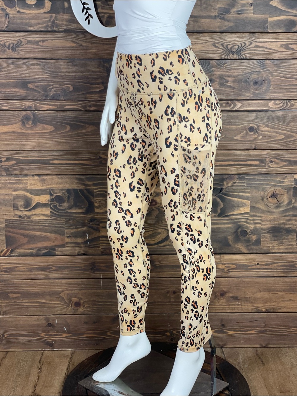 Fabletics | On the Go Powerhold Beige Leopard Print High-Waist Pocket Leggings